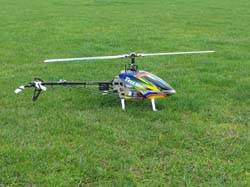 T-Rex 500: Die Cam 808 fliegt mit ...nur für Schwindelfreie!